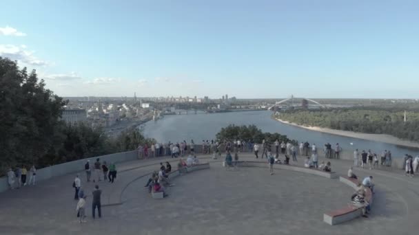 Kiev, Ucrania. Vista de la ciudad. Paisaje aéreo — Vídeo de stock