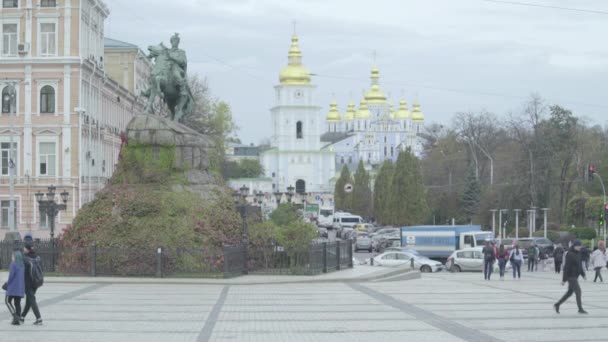Monumento a Bogdan Khmelnitsky a Kiev, Ucraina . — Video Stock