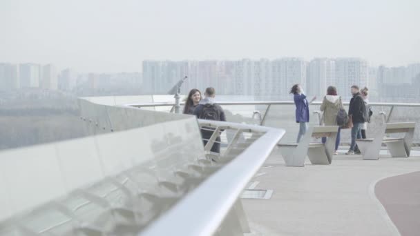 Cityscape of Kyiv. Ukraine. People on a city street. Tourists in the city center — Stock video