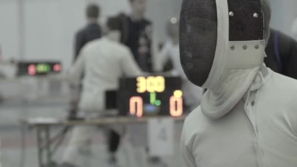 Anggar. Fencer selama duel. Gerakan lambat. Kyiv. Ukraina — Stok Video