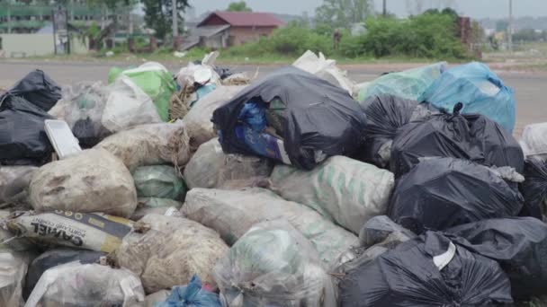 Dump plastic waste. Cambodia. Asia — Stock Video