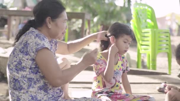 Portret dziewczyny. Phnom Penh, Kambodża, Azja — Wideo stockowe