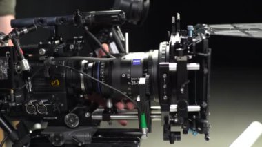 Çekim sırasında kamera. Film yapımcılığı. Çekim. Film yapımcılığı.