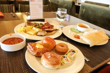 Deltin Hotel Daman 'da nefis bir kahvaltı.