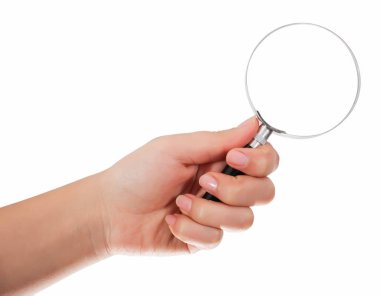 Kadın el üzerinde beyaz backg izole Büyüteç tutarak