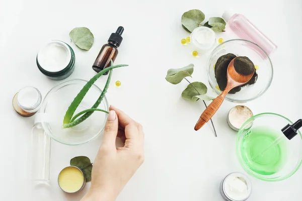 Girl Hand Mixes Ingredients Create Moisturizing Serum Natural Ingredients White — Stock Photo, Image