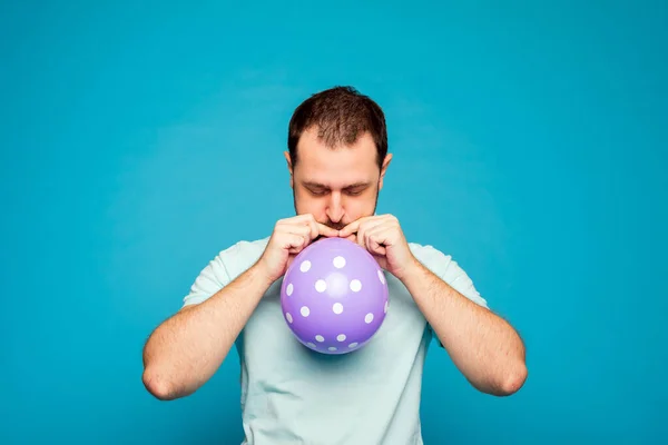 Man Inflating Balloon Man Beard Blue Background Man Closed Eyes — Stock Photo, Image