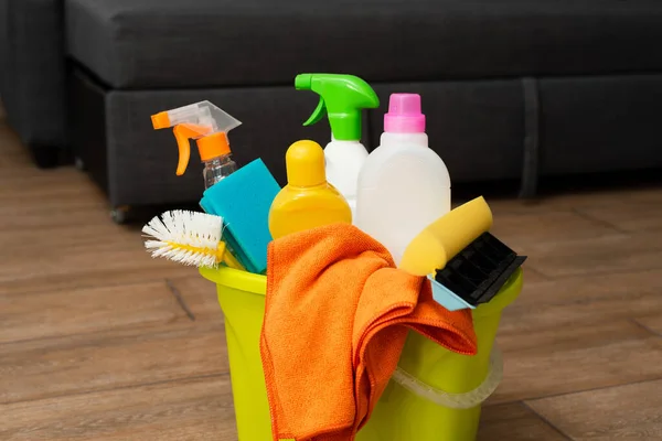 Balde Amarelo Com Detergente Chão Limpezas Estão Balde — Fotografia de Stock