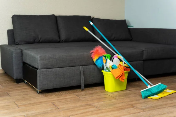 Yellow Bucket Detergent Floor Cleaning Supplies Mop Bucket — Stock Photo, Image