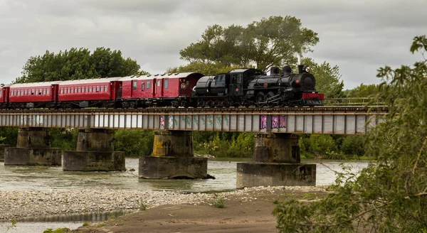 Steam Train Bridge — Stock Photo, Image