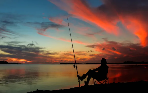 Pêche au coucher du soleil — Photo