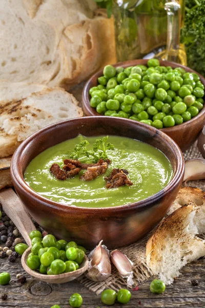 Zupa Francuska Zupa Świeżych Krajowych Groch Przyprawami — Zdjęcie stockowe