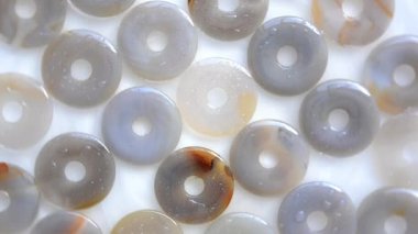 Mavi dantel akik donuts dön