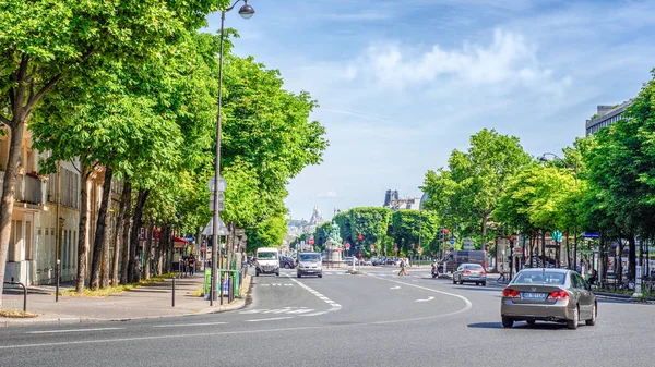 Avenue de l'Observatoire v létě slunečný den — Stock fotografie