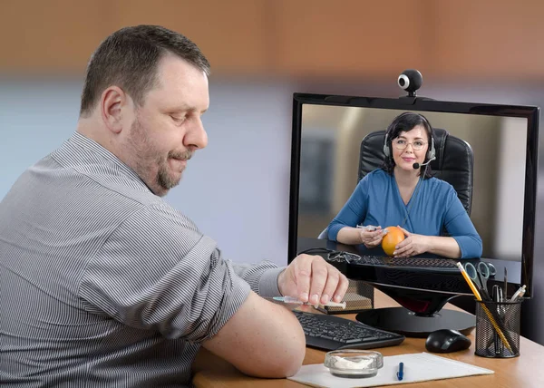 Flu immunization by video conference — Stock Photo, Image