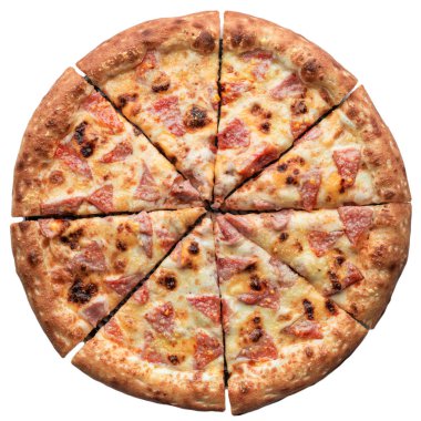 Beyaz arka planda izole edilmiş taze İtalyan pizzası. Üst manzara, düz uzanma