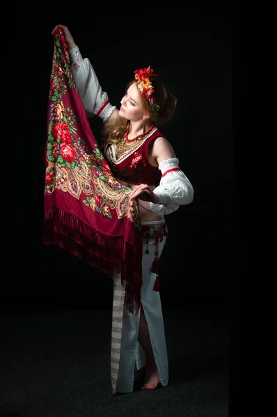 Bela Mulher Traje Tradicional Eslavo Popular Com Grinalda Colete Saia — Fotografia de Stock