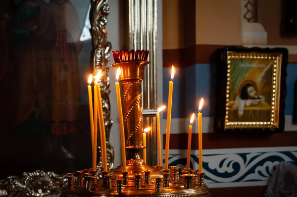 Cherkassy Ucrania Iglesia San Andrés 2020 Quema Velas Cera Los —  Fotos de Stock