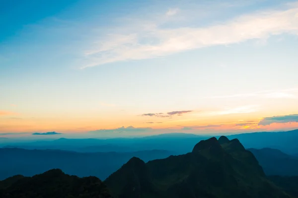 Puesta Sol Cima Las Montañas — Foto de Stock