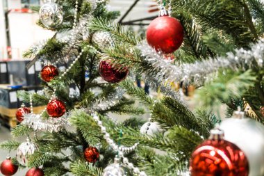 Chrismas ağaç ve Festival alışveriş arka plan, kış parti dekorasyon