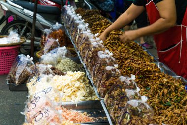 Deniz ürünleri sonrası ürün pazarda yerel balıkçılık Köyü