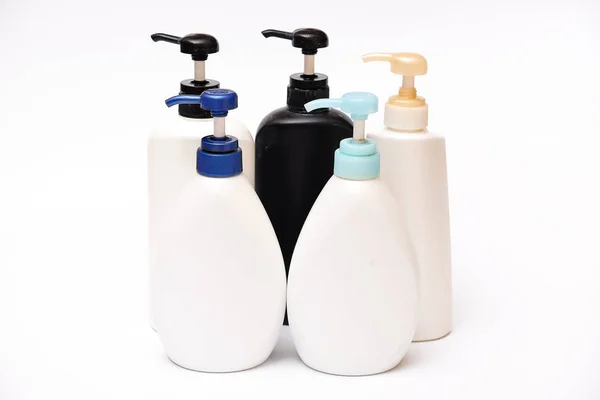 Pumpe Lotion Kosmetikflaschen Auf Weißem Hintergrund — Stockfoto