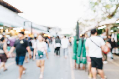 Bulanık insanlar alışveriş hafta sonu Pazar sokak açık Chatuchak, Tayland