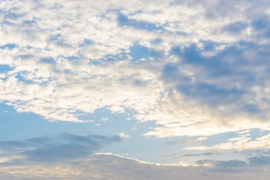 Gökyüzü bulut gün batımı ile