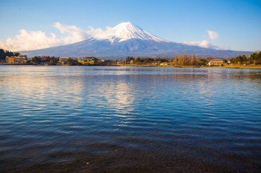 Kawaguchiko Gölü, Mt. Fuji Mt. Fuji bahar ünlü Japonya olduğunu