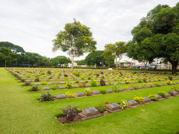 Cementerio Guerra Kanchanaburi Tailandia —  Fotos de Stock