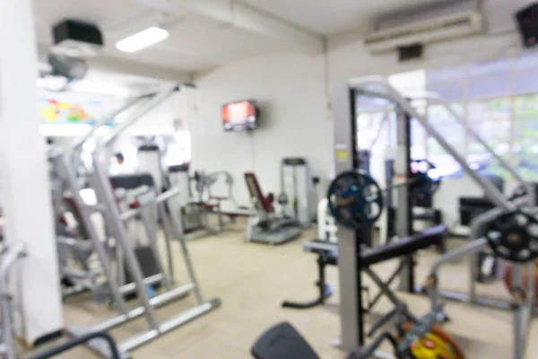 Salle Fitness Floue Avec Nombreux Équipements Sportifs Type — Photo