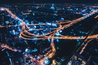 Gece araba Otoban üzerinde ışık kavşak trafik şehir