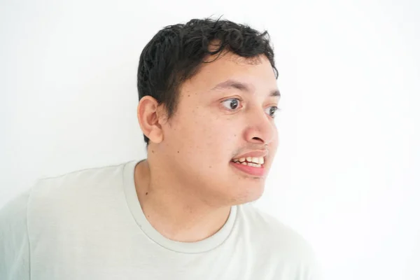 Retrato Sonriente Discapacitar Asiático Hombres Pie Sobre Blanco Fondo Medio —  Fotos de Stock