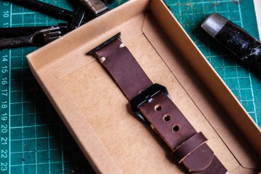 Hakiki deri saat DIY işçilik nesnesi