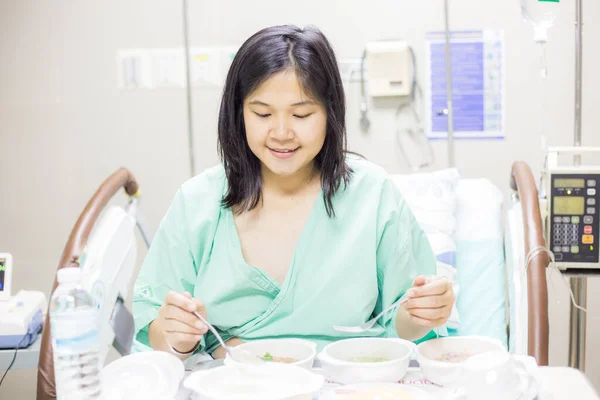 Mujeres Embarazadas Que Yacen Hospital Preparándose Para Nuevo Bebé Concepto —  Fotos de Stock