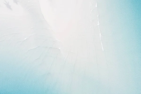 Azul Claro Mar Onda Água Areia Branca Praia Verão Férias — Fotografia de Stock