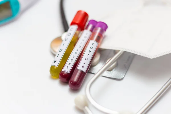 Provrör Med Blodprov För Covid Test För Påvisande Virus Blod — Stockfoto