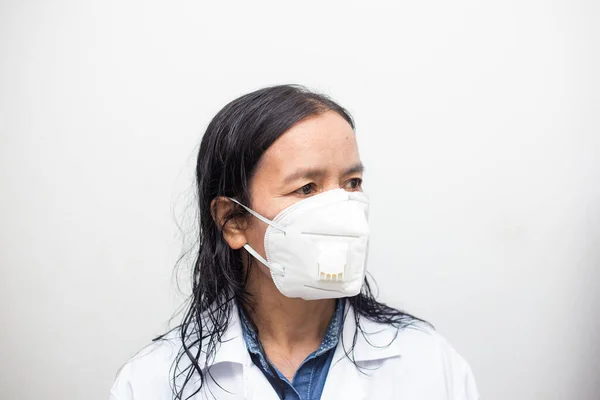 Äldre Asiatiska Kvinnor Med Kn95 Masker Som Täcker Munnen Och — Stockfoto