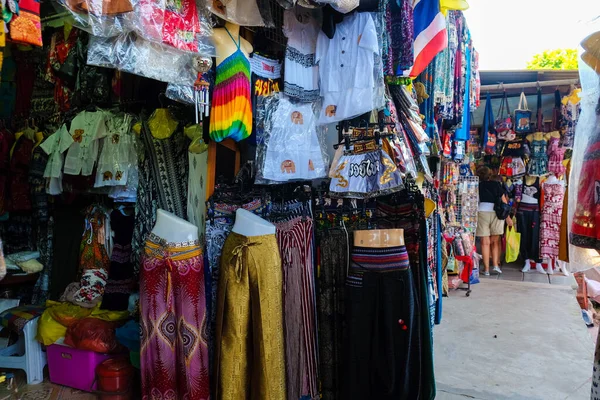 Variedad Artículos Recuerdo Que Venden Dumnoen Saduak Mercado Flotante Tailandia —  Fotos de Stock