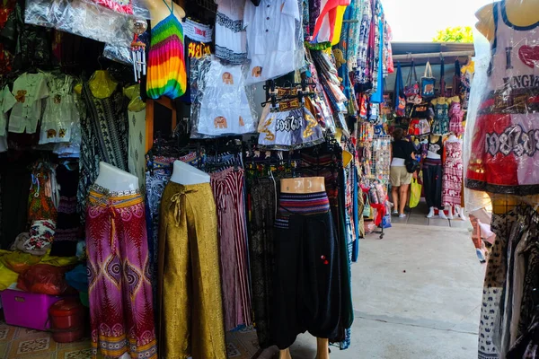 Variedad Artículos Recuerdo Que Venden Dumnoen Saduak Mercado Flotante Tailandia —  Fotos de Stock