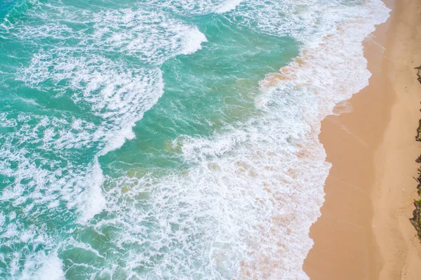 Onda Mare Sulla Spiaggia Sabbia Bianca Acqua Turchese Phuket Thailandia — Foto Stock