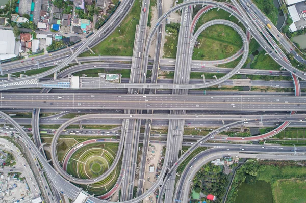 Interseção Estrada Junção Transporte Cidade Com Vista Aérea Moderna Edifício — Fotografia de Stock