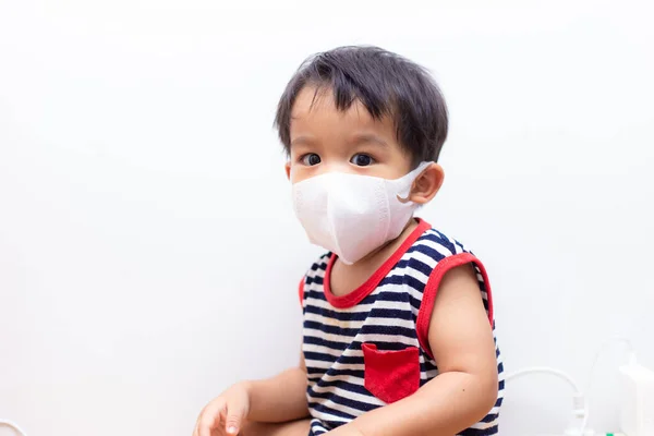 Little Boy Wear Mask Protect Dusk Virus White Background Healthy — Stock Photo, Image