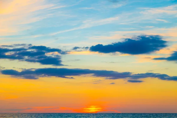 Силуэт Закат Морского Пляжа Красочные Небо Летний Отдых Фон — стоковое фото