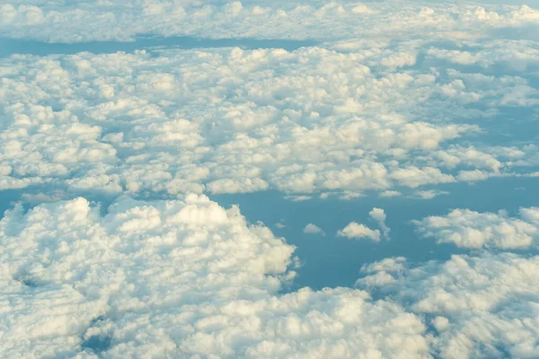 Ιστορικό Του Ουρανού Και Χνουδωτό Σύννεφο Ήρεμη Έννοια — Φωτογραφία Αρχείου