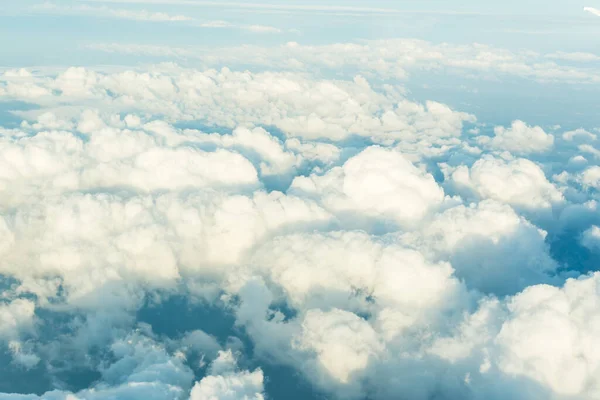 空の背景と雲の流動的な静かな概念 — ストック写真