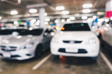 Bulanık araba park yeri bina arkaplanı