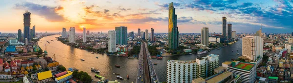 Panorama Solnedgång Färgglad Himmel Utsikt Över Bangkok Stadsbild Med Byggnad — Stockfoto