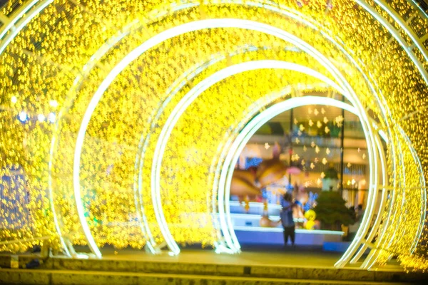 Licht Verschwommenen Dekorationstunnel Der Nacht — Stockfoto