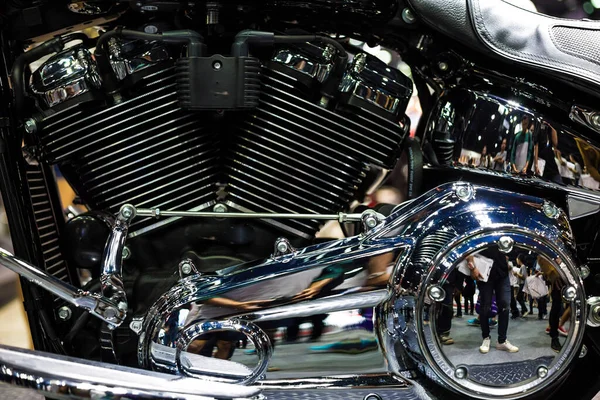 Shiny Chrome Motorcycle Engine Twin Piston Close — Stock Photo, Image